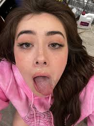 TW Pornstars - Chloe Surreal 🍤. Twitter. wanna see how i clean a cock  after it stretches my ass?. 7:06 AM - 17 Feb 2023