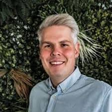 Ich habe einen neuen Job und arbeite jetzt als Managerin Regionales  Marketing & Sponsoring bei Bitburger Braugruppe.