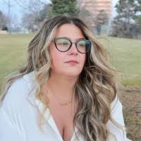 400+ "Botelho" profiles