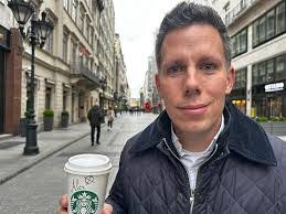 Alex Gabor's Instagram, Twitter & Facebook