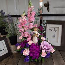 Order flowers delivery online in willow tree. Willow Tree Sculptures And Floral Arranement Gifts Delivered Viviano Flower Shop