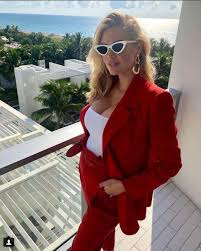 Wann sich prinz william und herzogin kate gemeinsam mit dem royalen nachwuchs der presse. Kate Upton Reveals She S Pregnant With First Baby Eight Months After Wedding To Baseball Star Justin Verlander