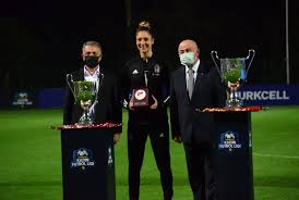 Super lig 2020/2021 live scores on flashscore.com offer livescore, results, super lig standings and match details (goal scorers, red cards, …). Kadinlar Futbol Ligi Nde Sampiyon Besiktas Fotomac