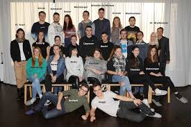 Die hier gezeigten fotos sind urheberrechtlich geschützt und nur für die persönliche verwendung bestimmt. Klassenfotos Fbs Warmbad