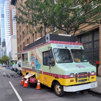 Aladdin's Mystical Cuisine Halal Food Truck — Halal restaurant food truck in New York, New York