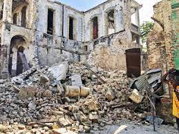 En 2010, un hombre fue rescatado después de 14 días en haití. Sen0i5risxjvcm
