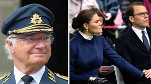 Kungaparet följer med prins Daniel till IVA