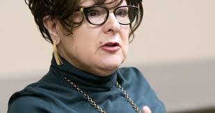 Debi Durham's Instagram, Twitter & Facebook