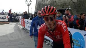 Il britannico simon yates ha vinto la 12esima tappa del tour de france 2019 battendo in volata lo spagnolo pello bilbao e l'austraico gregor. Ritiro Dal Tour De France Per Diego Rosa Dopo Una Caduta