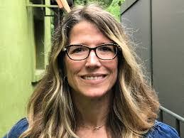 Jennifer Goodrich's Instagram, Twitter & Facebook