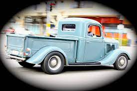 1935 Ford Pickup Cruising In Wagga Wagga Nsw Australia Ford Pickup Trucks Ford Trucks Ford Pickup