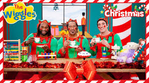We Three Elves 🎄 Kids Christmas Songs 🎅 The Wiggles feat. Lote Tuqiri,  Joel Reddy, Jay Laga'aia