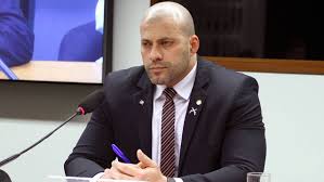 Daniel lucio da silveira (25 november 1982) is a former military police officer and brazilian politician, affiliated with the ptb. Quem E O Deputado Federal Daniel Silveira Que Sera Julgado Nesta Tarde Politica Diario Do Nordeste