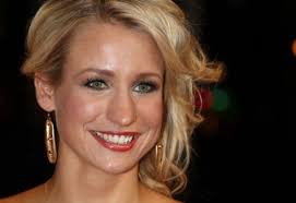 Met presentatrice dionne stax (36) heeft suse dagelijks live contact! Pinterest