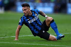 The first meeting between the striker and the serie . Lautaro Martinez Uber Geplatzten Barca Wechsel Es War Wirklich Knapp