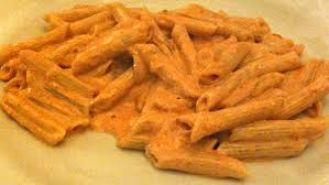 Alla fine insaporite con una spolverata di aneto fresco. Come Si Cucina La Pasta Con Il Salmone Fresco Ricetta Diredonna