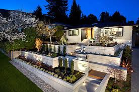 Encompassing the sidewalk, the front yard and walk, and the front porch, here are some ideas to help foster interaction with your neighbors. Design Ideas For The Front Yard Samples For Inviting Gardens Interior Design Ideas Ofdesign