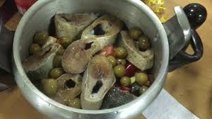 How To Cook Bangus Sardines Or Milkfish Sardines Youtube Food Sardine Recipes Street Food