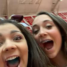 DHS Cheer Squad (@dhs_cheer_squad) • Instagram photos and videos