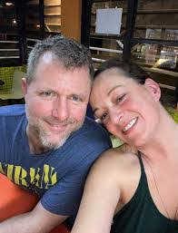 Jessica Howell's Instagram, Twitter & Facebook