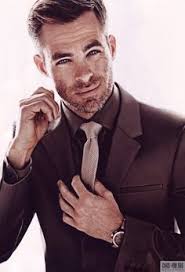 Kaylee Everett (kaybaybe950)