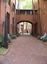 Your stay is in the heart of a bustling downtown historic city. Steinman Park In The Heart Of Downtown Lancaster I Used To Work In This Building So Wis Lancaster Pennsylvania Lancaster County Pennsylvania Lancaster County