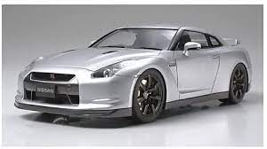 Maybe you would like to learn more about one of these? Amazon Com Tamiya Nissan Gt R R35 1 24 Scale Model Kit 24300 Toys Games