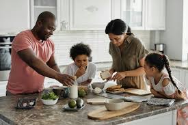 Pros and Cons of 4 Parenting Styles