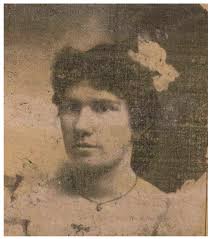 Women's Histories in a Digital World: An Exploration of Digital Archives,  Family History, and Domestic Violence in Early Twentieth-Century Australia