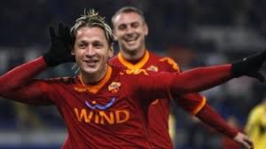 21' riise, 41' pandev, 70' e 80' eto'o. Inter Avoid Roma In Final Eurosport