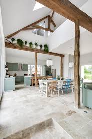 Une Longere Renovee Dans L Yonne Planete Deco A Homes World Renovation Maison Maison Maison De Campagne