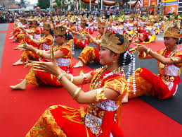 We did not find results for: Tari Sigeh Pengunten Tradisi Penyambutan Tamu Agung Ala Lampung Indonesia Kaya