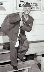 Stars You Didn T Know Served In The Military Famous Veterans Hollywood Movie Stars