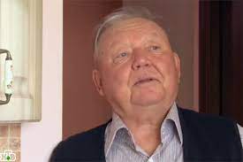 По национальности альбина наполовину казашка. Otec Albiny Dzhanabaevoj Ne Veril V Ee Uspeh Starhit Ru