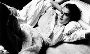 Feb 16, 2021 · by then shields, who began modelling at 11 months, had achieved national notoriety: 40 Years Later Brooke Shields Has No Regrets About Her Scandalous Star Making Role Vanity Fair