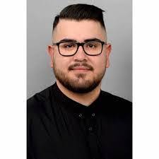 Dennis Erk's Instagram, Twitter & Facebook