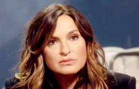 Special victims unit was ordered on february 27, 2020, by nbc. Law Order Svu Season 22 Episode 7 Hunt Trap And Release Trailer Release Date Startattle