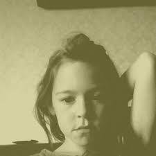 Aimee Pennington's Instagram, Twitter & Facebook