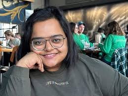 Fundraiser by Libby March : Help Deb Sur cover costs of living during wait  for visa