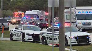 (ap) — two fbi agents were fatally shot and three wounded tuesday morning while serving a federal search warrant in a child exploitation case in south florida, authorities said. 2 Fbi Agents Killed 3 Hurt In Shooting While Serving Warrant In Florida Officials Abc News