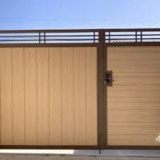 Horizontal Vertical Vinyl Inserts On Our Original Steel Framed Gate With Crosshatch Window Design Yelp Wood Gates Driveway Wooden Gate Designs Gate