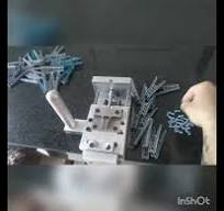 Máquina para Montar Prendedor Manual