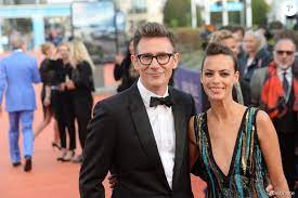 Bérénice bejo jouera dans l'adaptation cinématographique de l'extraordinaire voyage du fakir qui était resté coincé dans une armoire ikea, réalisée par ken scott. Michel Hazanavicius Et Sa Femme Berenice Bejo A La Premiere De Le Chateau De Verre Lors De La Soiree De Cloture Du 43e Festival Du Cinema Americain De Deauville Purepeople