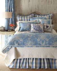 We did not find results for: Queen Comforter Bedding Neiman Marcus