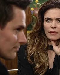 Amelia Heinle
