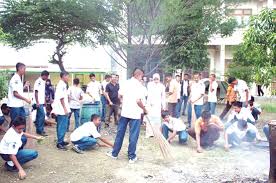 Jun 24, 2021 · tak terasa ulangan semester sudah selesai, tidak lama lagi bagi raport dan liburan. Smkn4 Gelar Gotong Royong Medanbisnisdaily Com