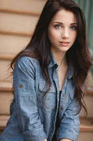 Emily Rudd As Brooke Best Red Hair Dye Red Hair Dyed Girl With Brown Hair