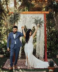 Add a touch of dried floral to spice up the look and voila! 15 Wedding Ceremony Backdrops That Get All The Likes