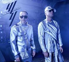 Ole, ole, ole bori, bori, bori, aha! Wisin Y Yandel Ft Ozuna Callao Musica Urbana Amino