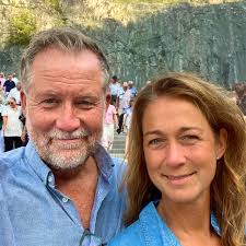 Emelie Svensson fyller 23 år och uppvaktades med en kartong ägg. Det visade  sig vara en födelsedagspresent som är värd sin vikt i guld.